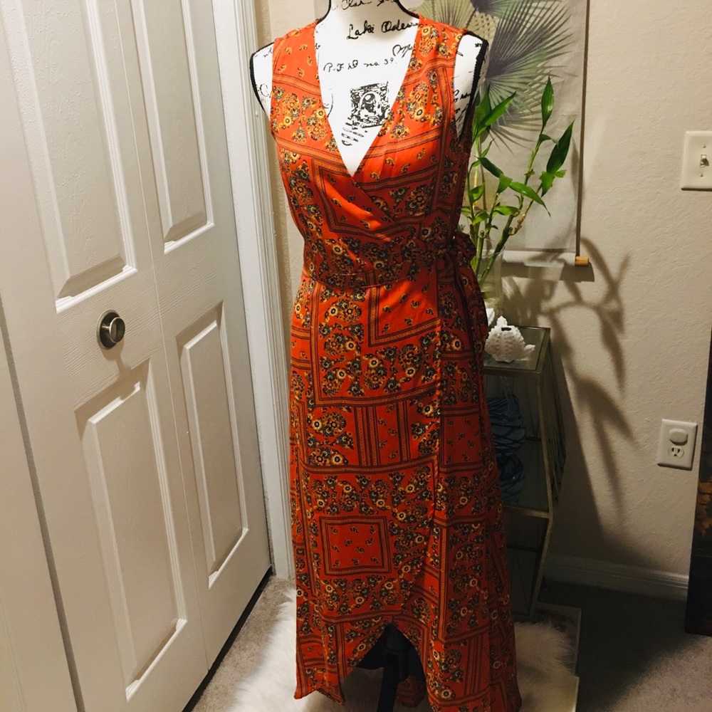 AUW - Wrap Dress